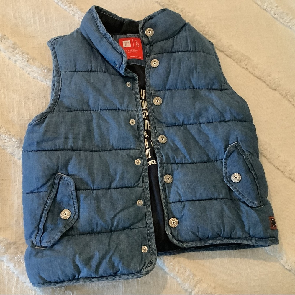 GAP vest ED collection